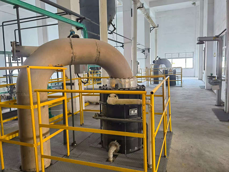 Graphite Condenser
